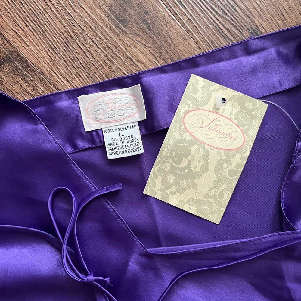 Two Piece Satin Set - Picture 4 of 4